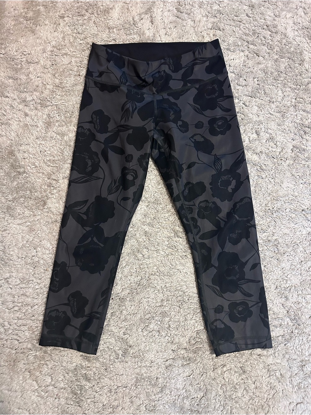 lululemon athletica Black & Charcoal Floral Print Leggings